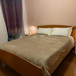 E Monti Apartment Colico