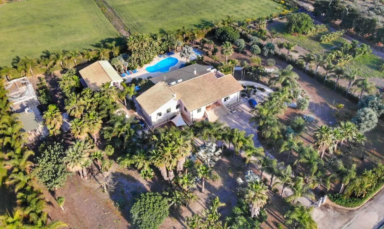 Apartment Villa Bismarkia Fanusa Italien